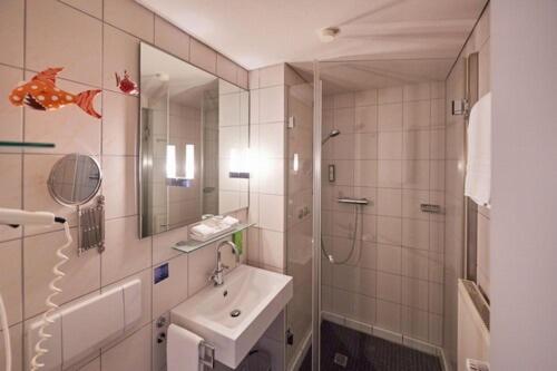 אסן Hotel Maximilians מראה חיצוני תמונה