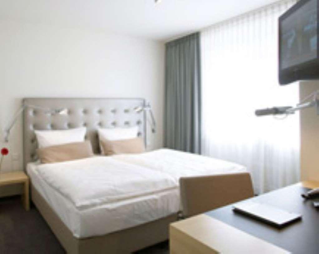 אסן Hotel Maximilians חדר תמונה