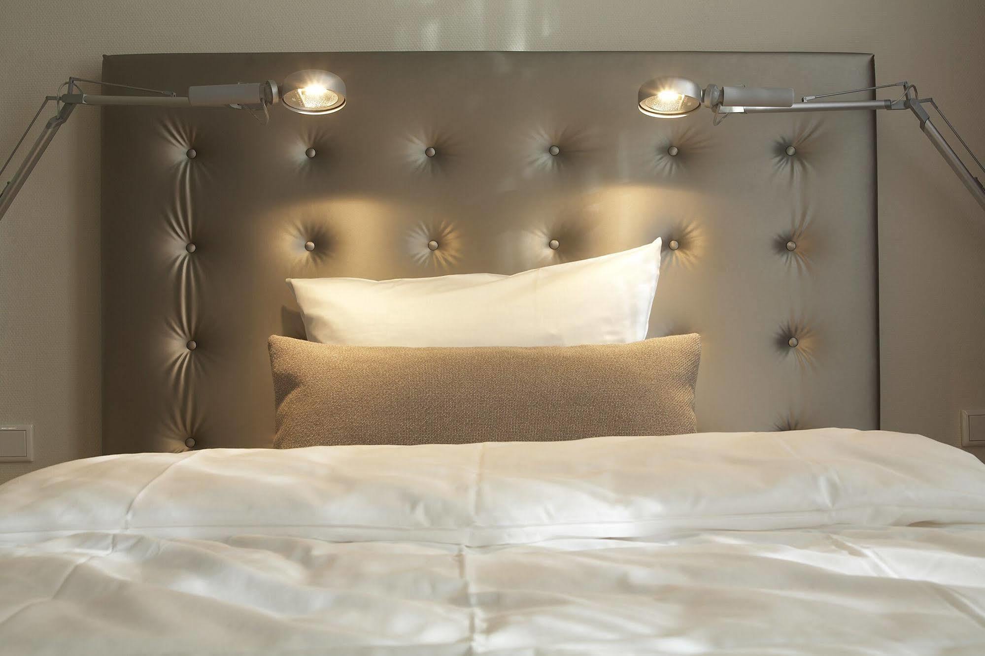 אסן Hotel Maximilians מראה חיצוני תמונה